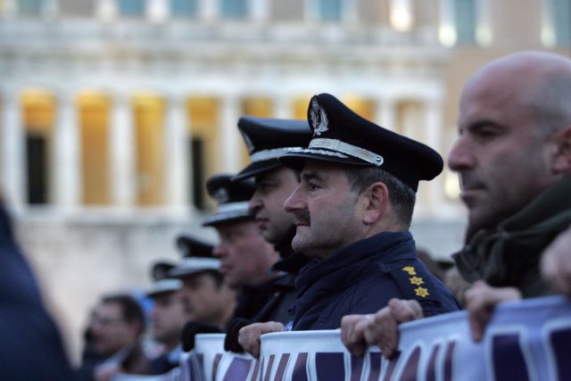 Î•Î¹Î´Î¹ÎºÎ¬ Î¼Î¹ÏƒÎ¸Î¿Î»ÏŒÎ³Î¹Î±: Î ÏŽÏ‚ Î¸Î± Î´Î¿Î¸Î¿ÏÎ½ Ï„Î± Î±Î½Î±Î´ÏÎ¿Î¼Î¹ÎºÎ¬ | in.gr