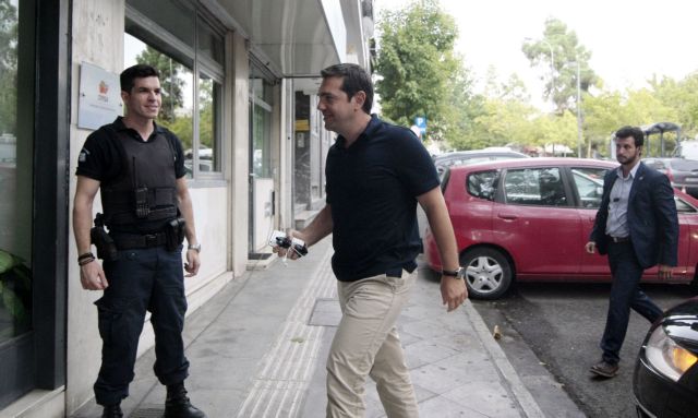 Τσίπρας στην Πολιτική Γραμματεία: Στόχος, καθαρή εντολή τετραετίας