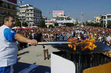 Στην ακριτική Θράκη συνεχίζει την πορεία της η Ολυμπιακή φλόγα