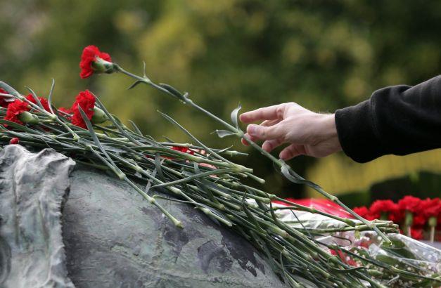 Ανοικτές οι πύλες του Πολυτεχνείου για την 42η επέτειο της εξέγερσης