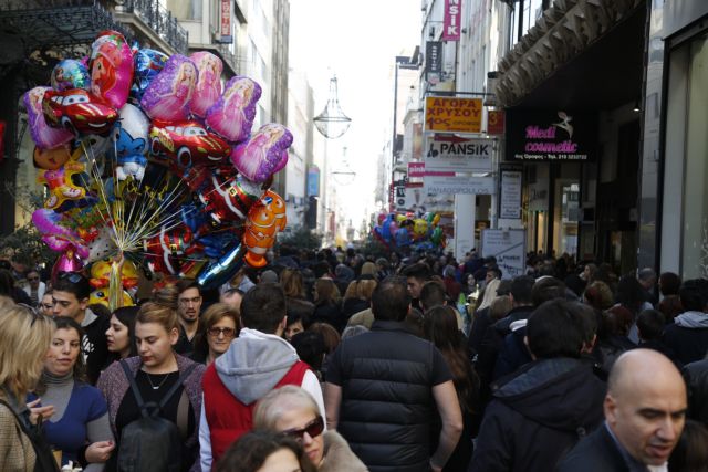 Μειωμένος κατά 8,3% ο τζίρος των καταστημάτων τον φετινό Δεκέμβριο