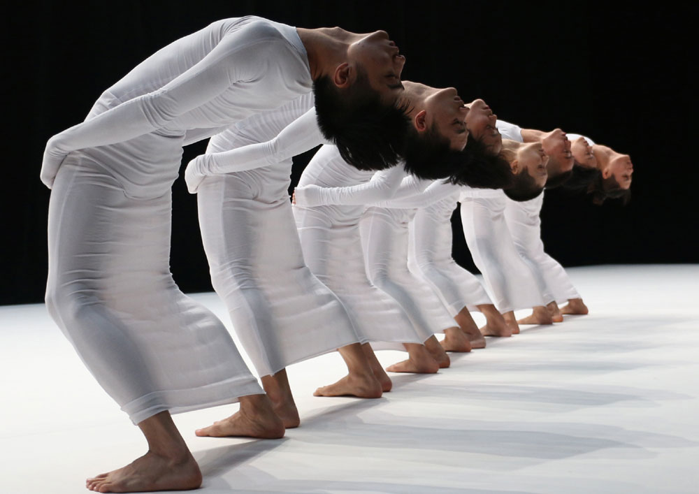 «Γίνε η αλλαγή που θέλεις να δεις» του φημισμένου χορογράφου Τάο Γιε