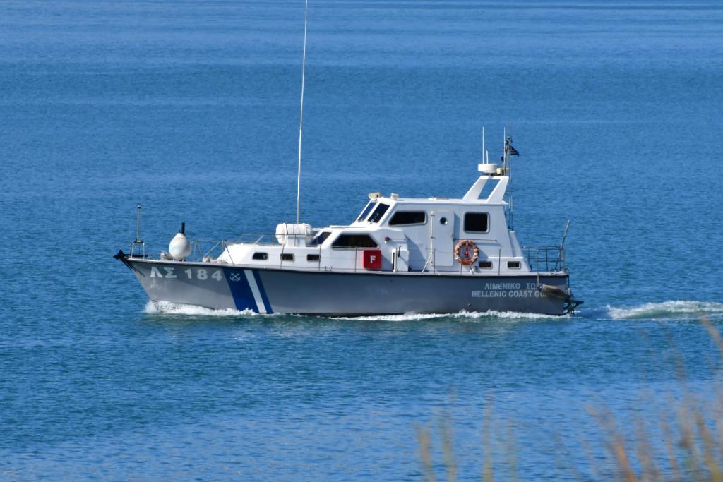 Σκάφος του Λιμενικού έριξε προειδοποιητικές βολές σε τουρκικό πλοίο