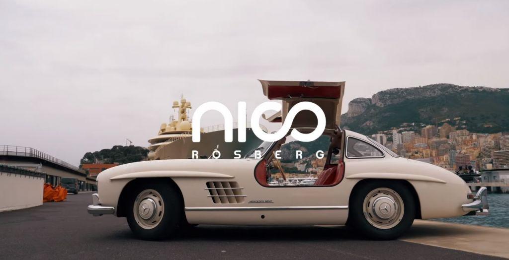 O Nico Rosberg στο τιμόνι μιας Mercedes-Benz 300 SL