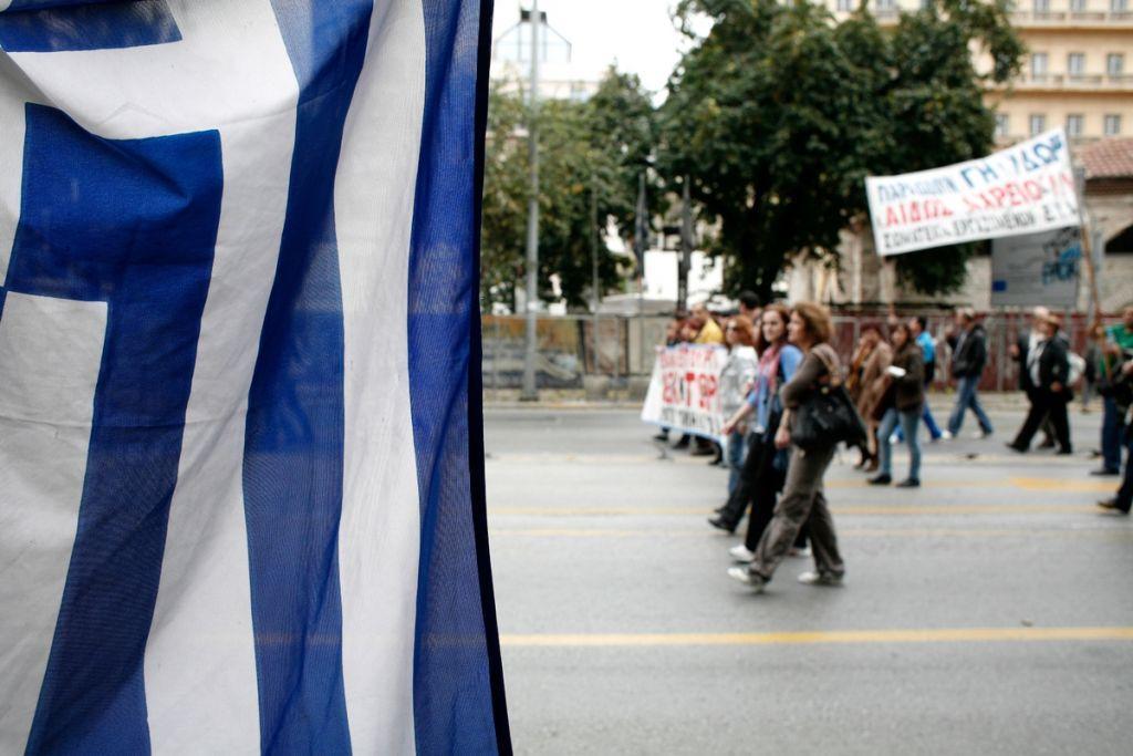 Η κυβέρνηση να μην αγνοήσει το μέγα πλήθος