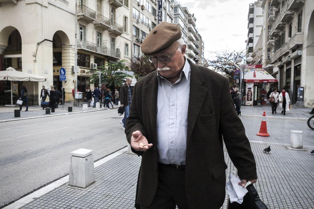 ΣΥΡΙΖΑ – ΝΔ μαλώνουν για το ποιος τσάκισε περισσότερο την οικονομία