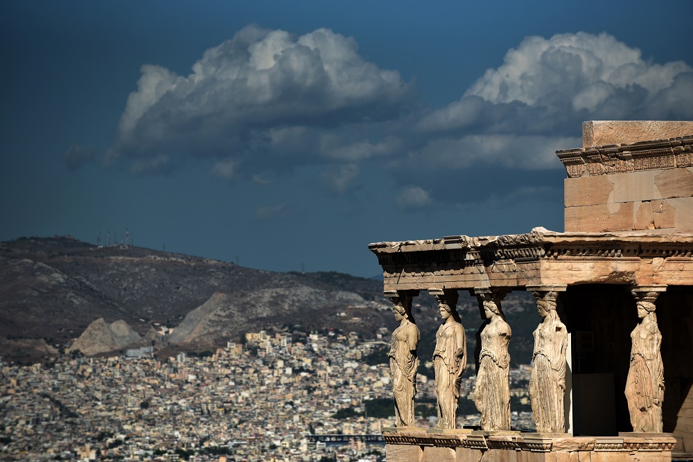 Καλοκαιρινός καιρός τη Δευτέρα – Χωρίς αξιόλογη μεταβολή θερμοκρασίας