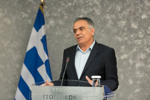 «Πυρά» Σκουρλέτη κατά Καμμένου: Οι δηλώσεις του δημιουργούν πρόβλημα κυβερνητικής συνοχής