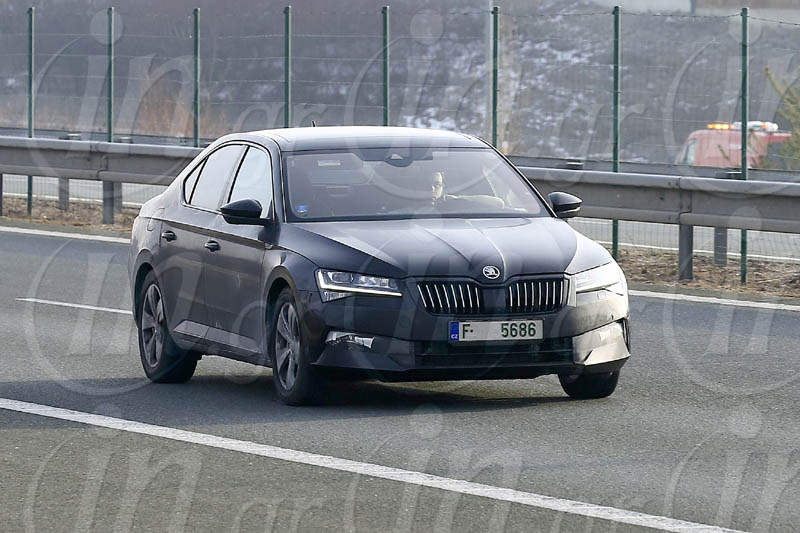 Skoda Superb 2019: Σε plug-in τροχιά