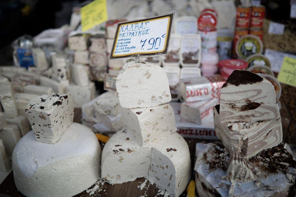 Î’Î±Î¸Î¹Î¬ Ï„Î¿ Ï‡Î­ÏÎ¹ ÏƒÏ„Î·Î½ Ï„ÏƒÎ­Ï€Î· Î¸Î± Ï€ÏÎ­Ï€ÎµÎ¹ Î½Î± Î²Î¬Î»Î¿Ï…Î½ Î¿Î¹ ÎºÎ±Ï„Î±Î½Î±Î»Ï‰Ï„Î­Ï‚ Î³Î¹Î± Ï„Î· Î£Î±ÏÎ±ÎºÎ¿ÏƒÏ„Î® | in.gr