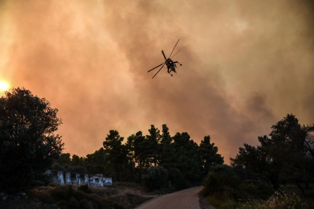 Μεγάλη φωτιά στα Μέγαρα: Απειλούνται σπίτια – Πύρινα μέτωπα σε Μυτιλήνη, Ιωάννινα και Κιθαιρώνα | in.gr