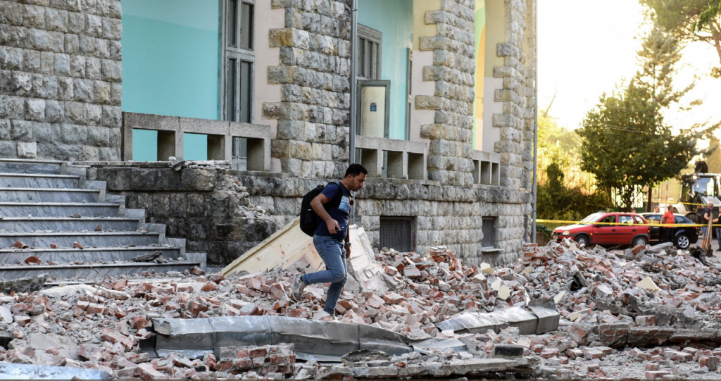 Σεισμός στην Αλβανία: Ανυπολόγιστες υλικές ζημιές – Φοβούνται οι κάτοικοι