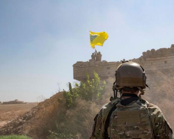 Οι Κούρδοι στρέφονται σε Δαμασκό και Μόσχα μετά την αποχώρηση των Αμερικανών