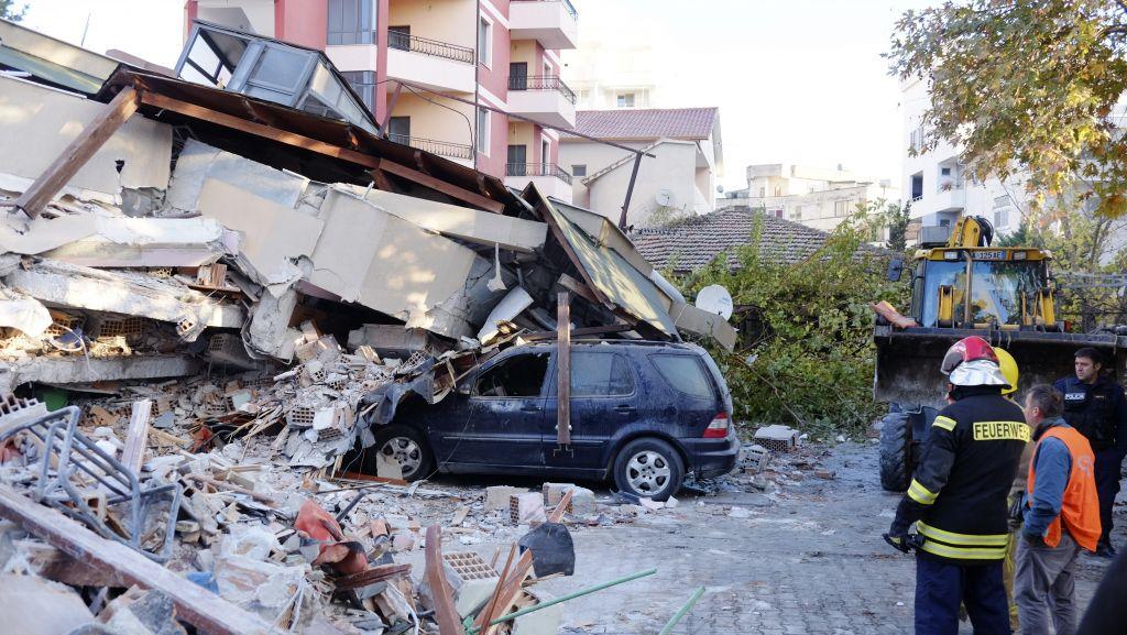 Σεισμός στην Αλβανία : Αυξάνεται ο αριθμός των νεκρών [Εικόνες χάους]