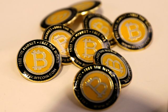 Σε χαμηλό εξαμήνου υποχώρησε η τιμή του bitcoin λόγω Κίνας