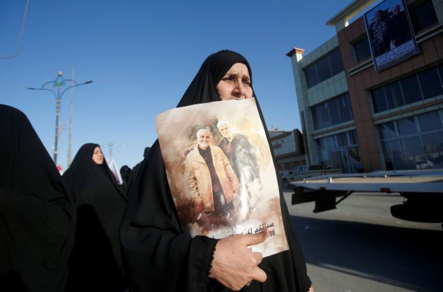 Ιράν : Ξεκίνησε η ταφή του Κασέμ Σουλεϊμανί - Ξεπέρασαν τους 50 οι νεκροί από το ποδοπάτημα