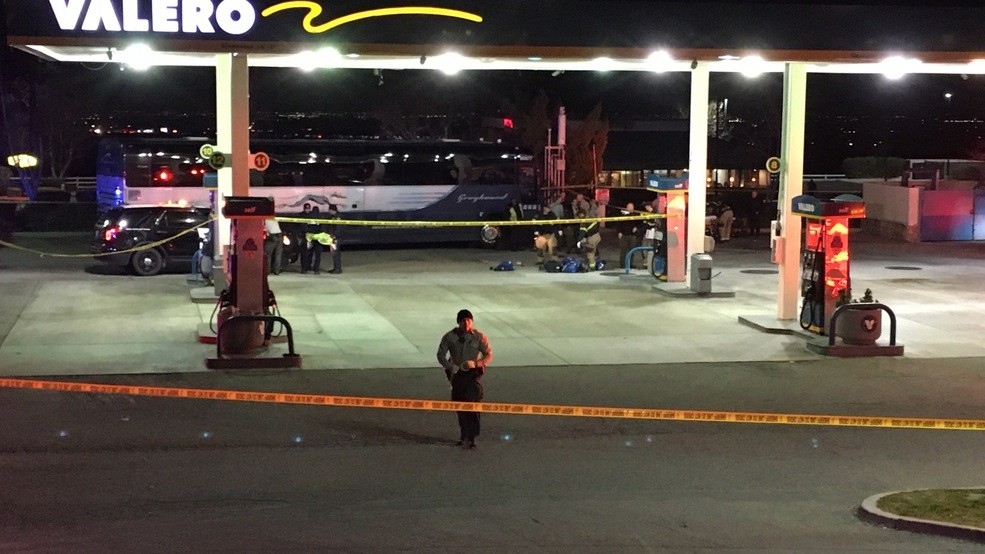 Πυροβολισμοί με έξι τραυματίες σε λεωφορείο στην Καλιφόρνια