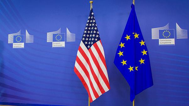 Η ΕΕ «αδειάζει» τον Τραμπ για το κλείσιμο των συνόρων ΗΠΑ – Ευρώπης