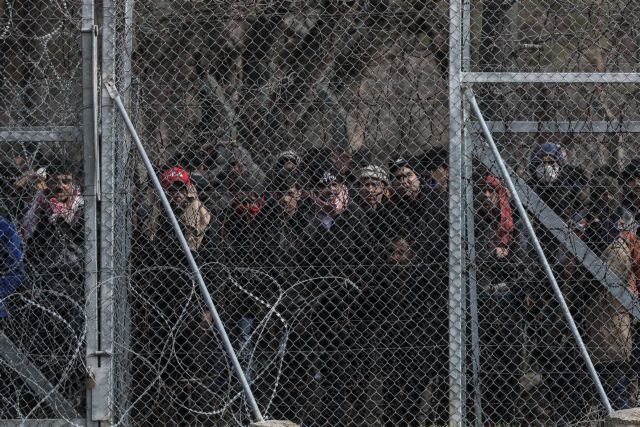 Έβρος : Απετράπη η είσοδος 5.138 προσφύγων σε ένα 24ωρο – 45 συλλήψεις