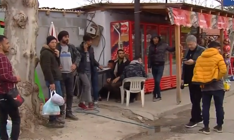 Το MEGA στην Αδριανούπολη: Οι Τούρκοι μάζεψαν τους πρόσφυγες σε καταυλισμό