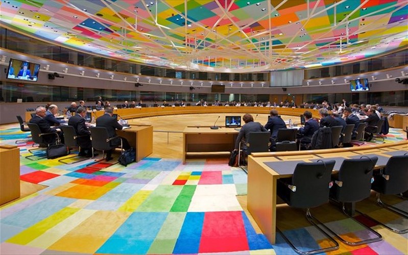 Κοροναϊός : Σε Εcofin – Eurogroup θα αναζητηθούν τα όπλα κατά του ιού