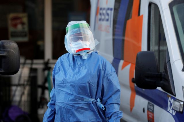 Κοροναϊός : «Καλπάζει» ο ιός στις ΗΠΑ – Σχεδόν 25.000 οι νεκροί