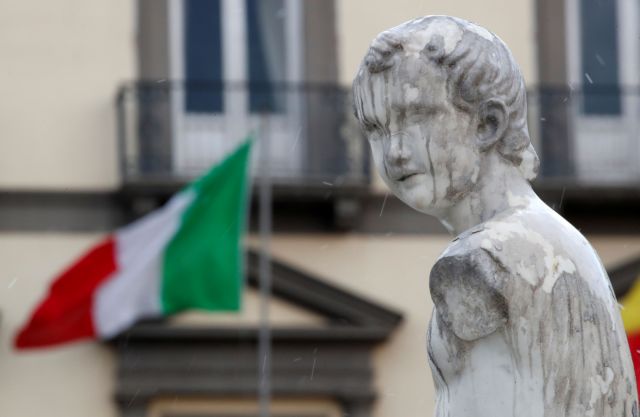 Ο κοροναϊός αφήνει «σκόνη και θρύψαλα» στον Ιταλικό Νότο – Άνθρωποι δεν έχουν ούτε ένα πιάτο φαΐ