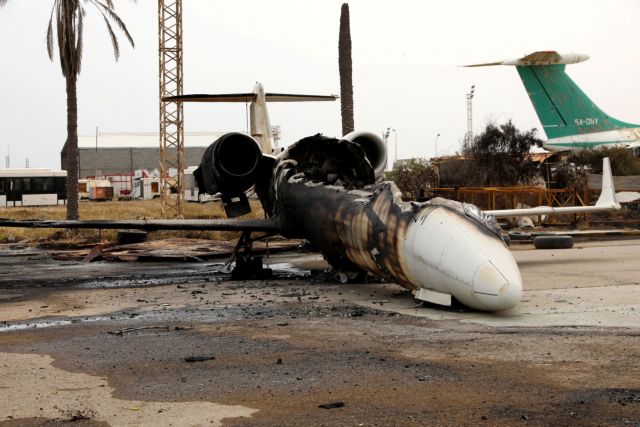 Σφοδρές μάχες στη Λιβύη: Ο Σάρατζ ανακατέλαβε περιοχές νότια της Τρίπολης και απειλεί τον Χαφτάρ