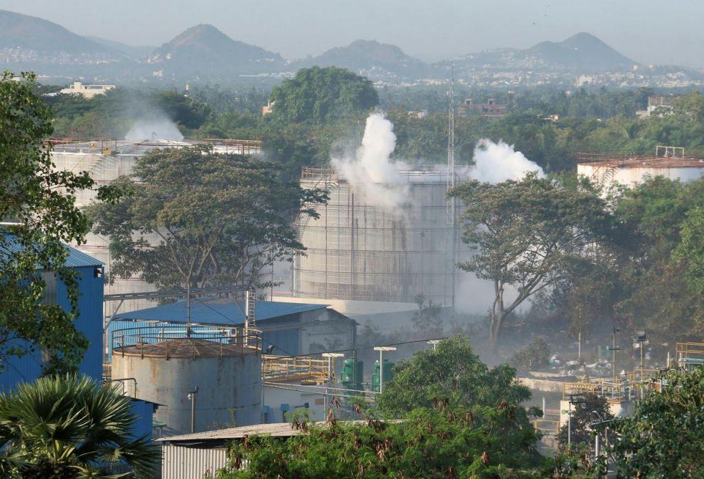 Ινδία : Οι Αρχές διευρύνουν τη ζώνη εκκένωσης μετά  τη διαρροή τοξικού αερίου από χημικό εργοστάσιο