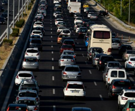 Κίνηση : Κυκλοφοριακό κομφούζιο στην Αθηνών – Λαμίας