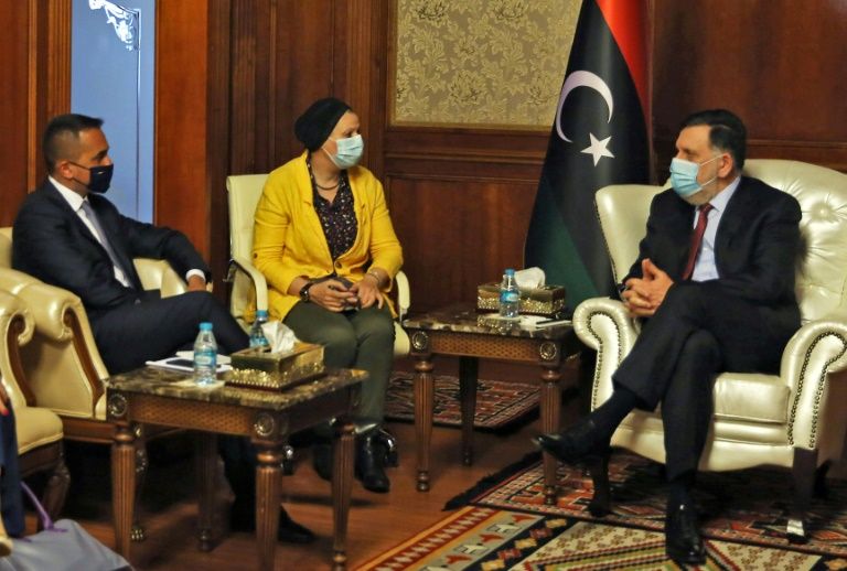 Λιβύη: Μεταναστευτικό και επιχείρηση «Ειρήνη» στο τραπέζι της συνάντηση Ντι Μάιο – Σάρατζ