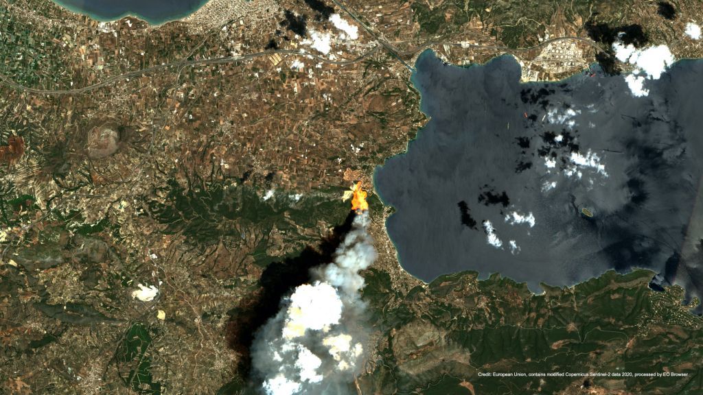 Πάνω από 30 χιλιάδες καμμένα στρέμματα στην Κορινθία – Συγκλονιστικές εικόνες από δορυφόρο