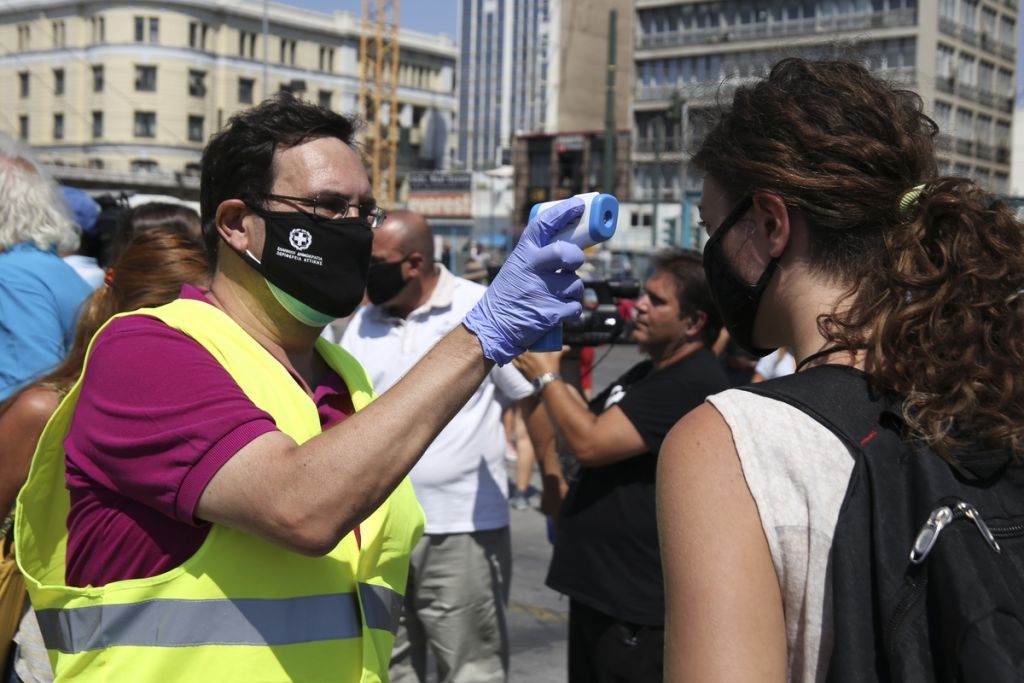 Κοροναϊός : Φουντώνει η ανησυχία για τα «ορφανά» κρούσματα  – Νέα μέτρα στον ορίζοντα για αποφυγή του lockdown