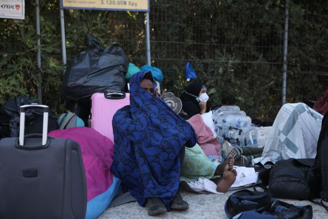 Λέσβος: Αντιδρούν οι κάτοικοι για τη μετεγκατάσταση των προσφύγων από τη Μόρια