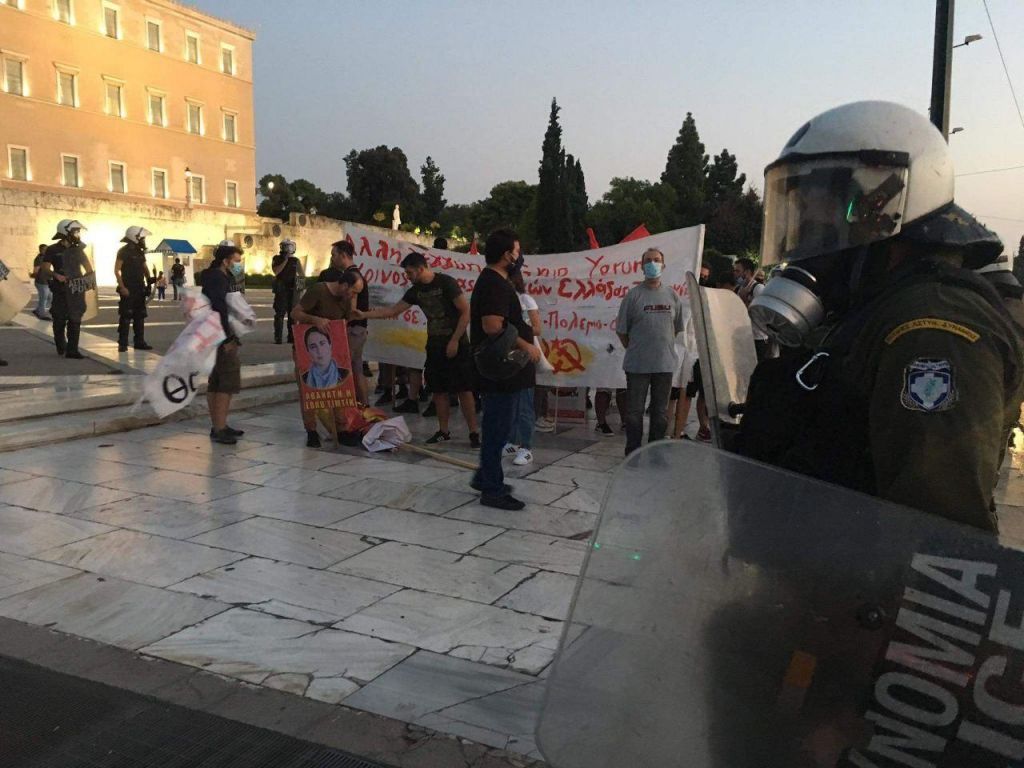 Ο νόμος Χρυσοχοΐδη στην πράξη: Αστυνομική βία σε πορεία αλληλεγγύης στους Τούρκους απεργούς πείνας