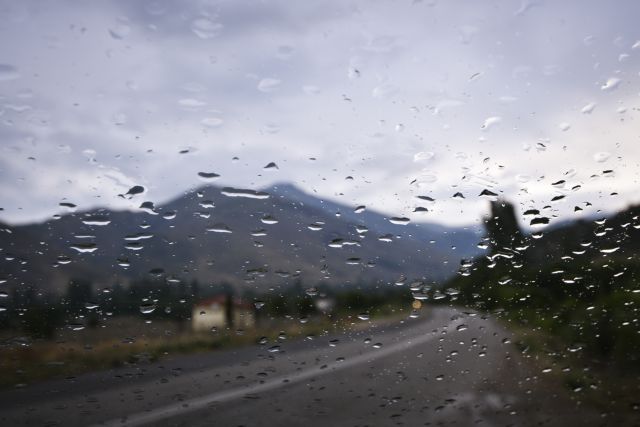 Καιρός : Βροχές και καταιγίδες – Που θα είναι έντονα τα φαινόμενα