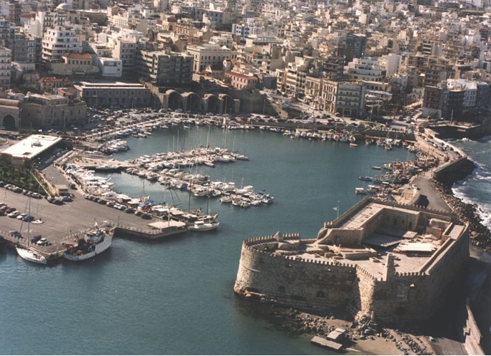 Στην Κρήτη κλιμάκιο του ΕΟΔΥ - Σε ισχύ τα έκτακτα μέτρα στο Ηράκλειο