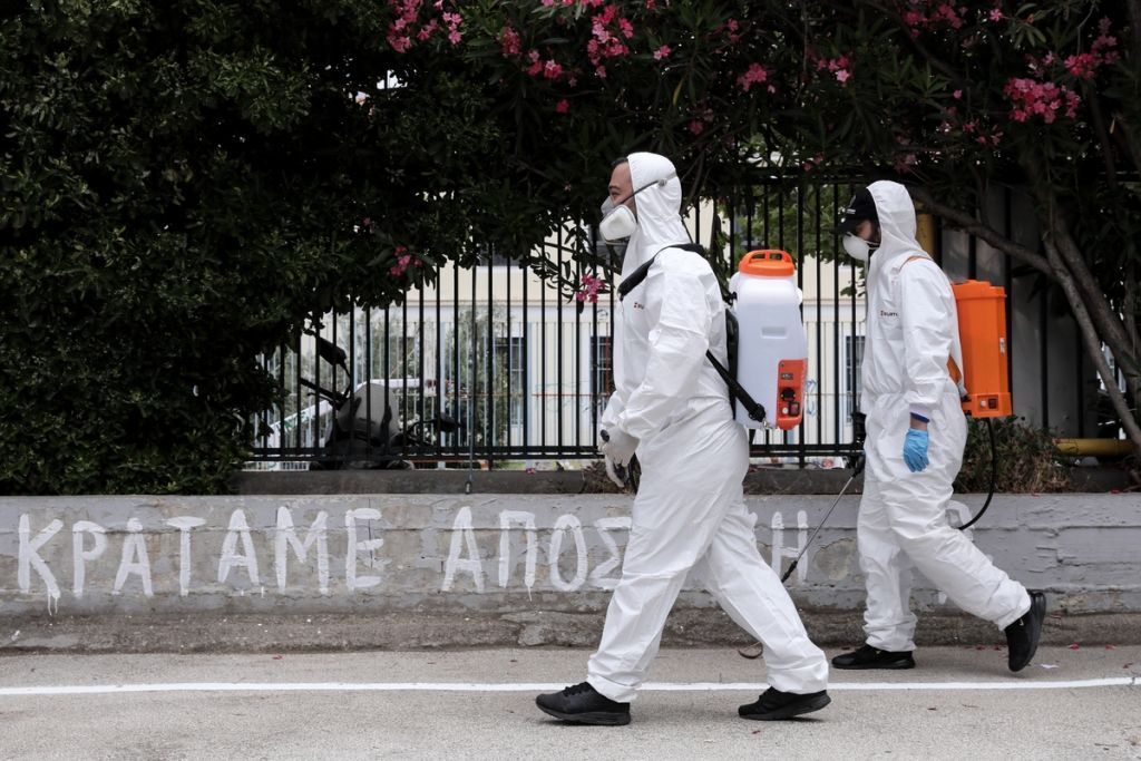 Κοροναϊός : Εφιαλτικά σενάρια για την Αττική όπου εντοπίζονται δύο στα τρία κρούσματα – Νέες υγειονομικές «βόμβες»