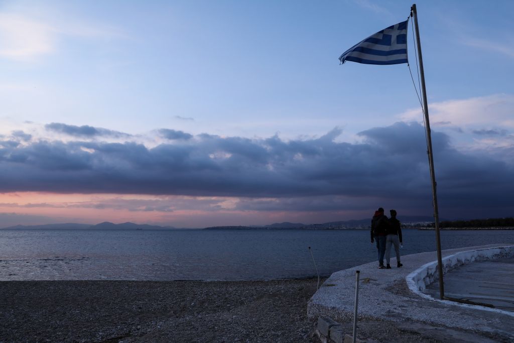 Κοροναϊός : Τριψήφιος αριθμός κρουσμάτων σε Αττική, Θεσσαλονίκη και Λάρισα – Ο χάρτης της διασποράς