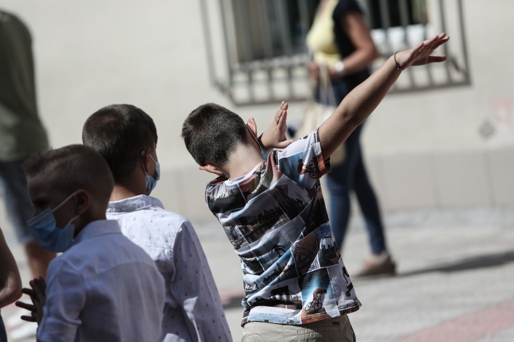 Σχολεία : Άνοιγμα δημοτικών και νηπιαγωγείων και στις «κόκκινες» περιοχές εισηγούνται οι λοιμωξιολόγοι