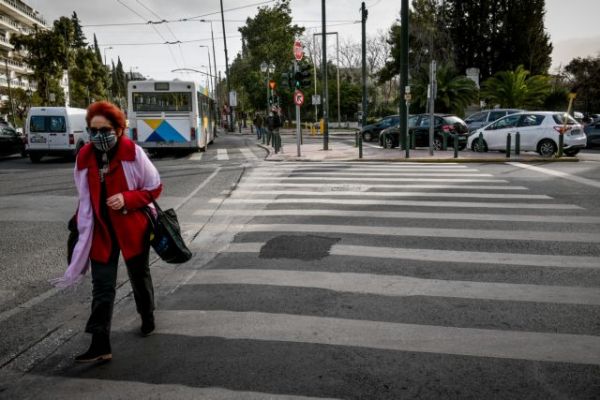ΣΥΡΙΖΑ και ΚΙΝΑΛ βάλουν κατά Μητσοτάκη για την παράταση του lockdown το Μάρτιο