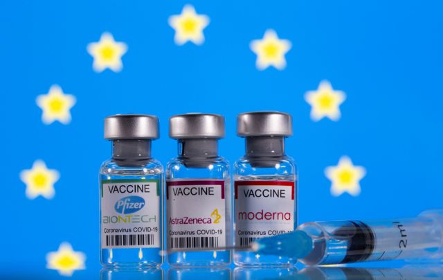 Σχοινάς : Απολύτως εντός στόχων –  Τέλος καλοκαιριού θα έχει εμβολιαστεί το 70% του πληθυσμού της ΕΕ