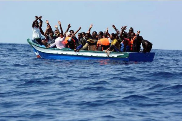 Τζιμπουτί : Πνίγηκαν 20 μετανάστες – Τους πέταξαν στη θάλασσα οι διακινητές με άλλους 60
