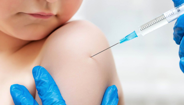 Κοροναϊός : Εμβολιαστικό κενό μετά τα lockdowns στα εμβόλια ρουτίνας παιδιών και εφήβων