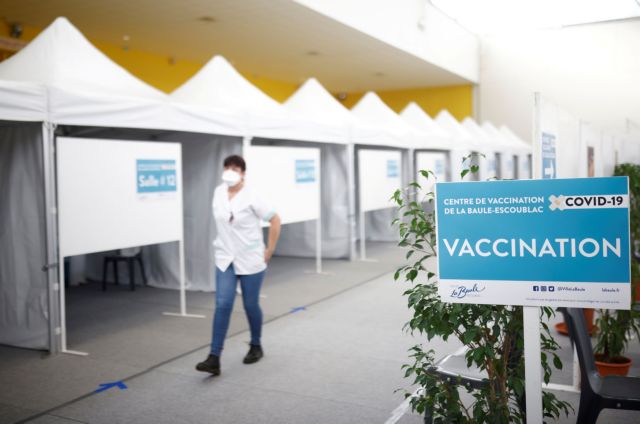 Γαλλία : Πάνω από 10 εκατ. άνθρωποι εμβολιάστηκαν με την πρώτη δόση