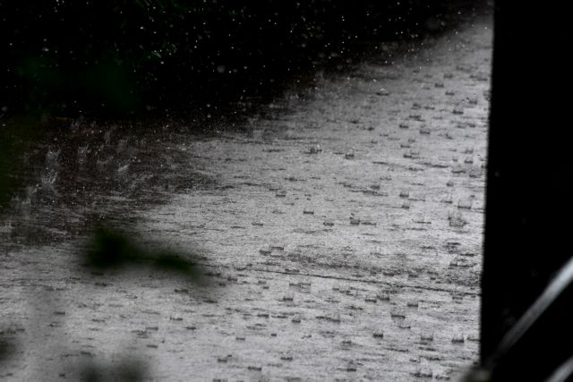 Καιρός: Συνεχίζεται η κακοκαιρία - Σε ποιες περιοχές αναμένονται βροχές και καταιγίδες
