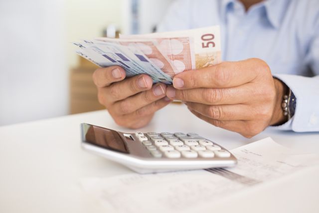 ΑΑΔΕ: Νέα «φέσια» 2,56 δισ. ευρώ προς την εφορία στο τετράμηνο