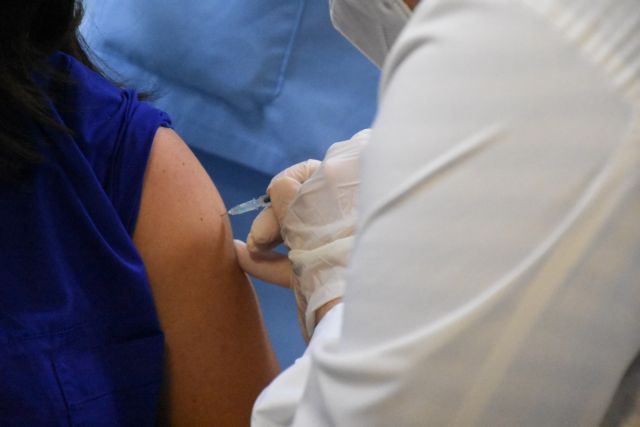 Ψαλτοπούλου: Μοναδικό μας όπλο ο εμβολιασμός – Μπορεί να προφυλάξει από τη βαριά νόσηση κατά 98%