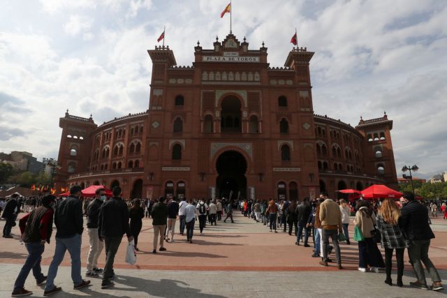 Ισπανία: Νέα αύξηση κρουσμάτων κυρίως ανάμεσα στους νέους