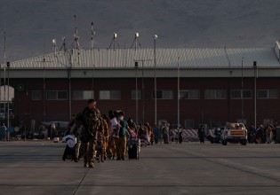 Αφγανιστάν – Η Ρωσία στέλνει τέσσερα αεροσκάφη για να παραλάβουν 500 ανθρώπους